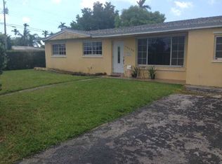 10400 SW 52nd St, Miami, FL 33165