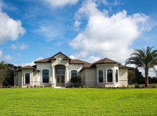 110 Hawk Talon Dr, Lithia, FL 33547