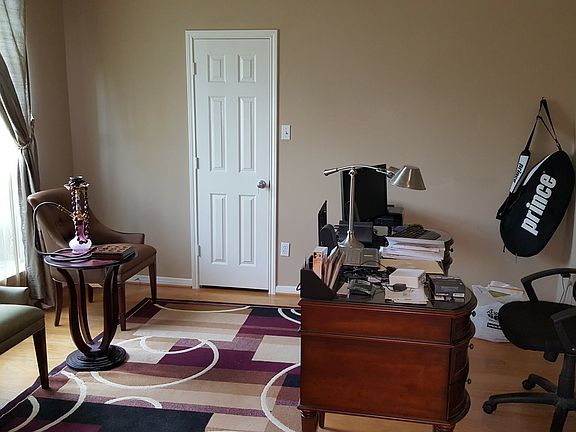 3rd image of 16038 Portmanshire Ln