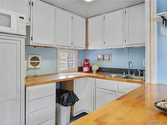 5th image of 131 Betlo Park Ln
