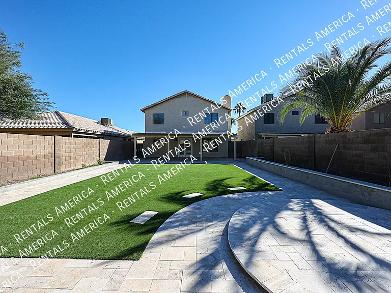 22442 N 21st St — Photo 36