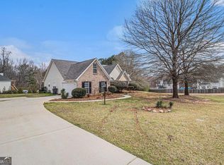 109 Melrose Creek Dr, Stockbridge, GA 30281