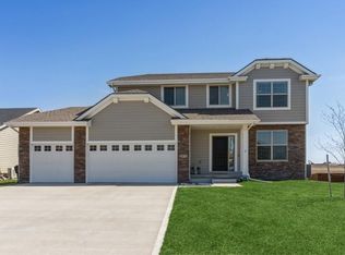 1895 SE Parkview Crossing Dr, Waukee, IA 50263