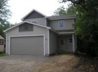 192 S Heather Dr, Crystal Lake, IL 60014