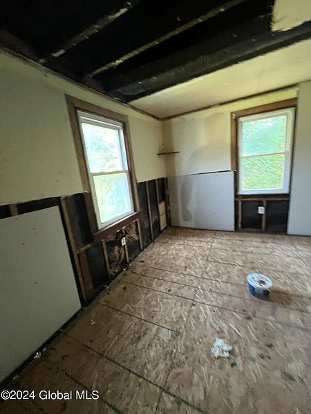 3rd image of 331 Hudson Avenue