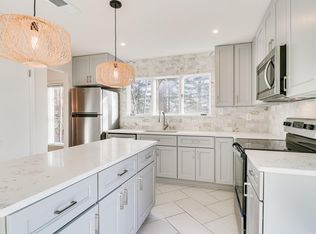 3509 Redwood Ct, Fairfax, VA 22030