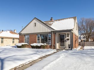 2908 N 86th St, Milwaukee, WI 53222