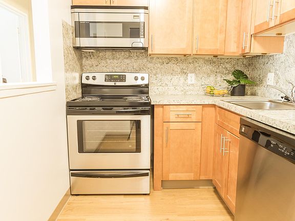 4th image of 43 Glen Meadow Rd #Dfb7294ef