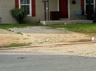 212 W Franklin Ave, Saginaw, TX 76179