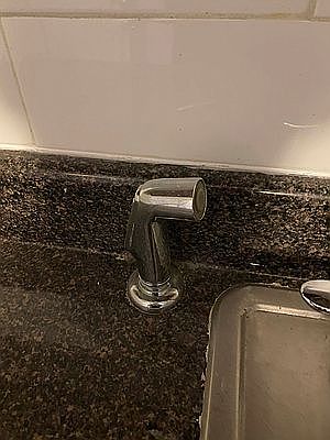 3rd image of 1569 Lexington Ave APT 27
