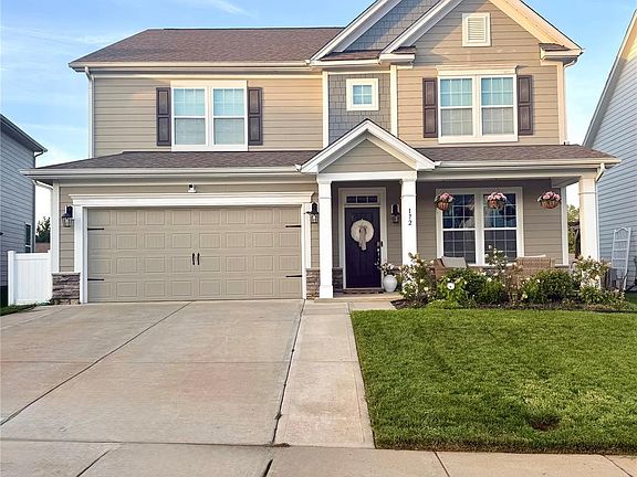 2nd image of 172 Longleaf Dr