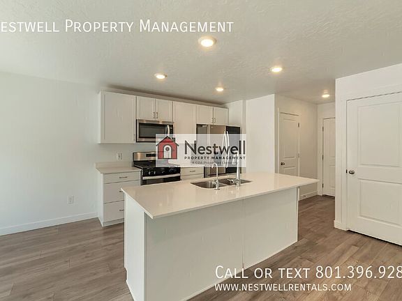 5th image of 533 N Helmsman Ln