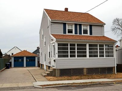 25 6th St, East Providence, RI, 02914