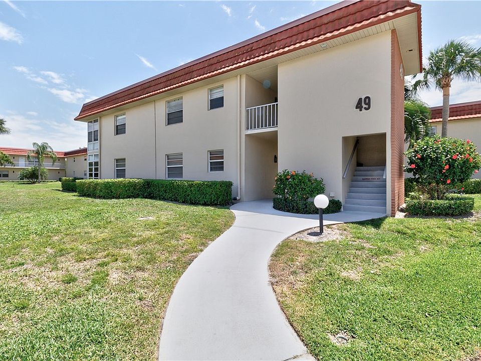 1st image of 49 Woodland Dr APT 107