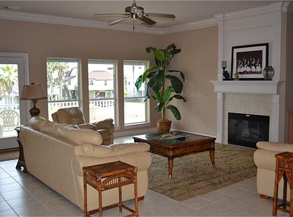 2nd image of 4227 Sandpiper Ln