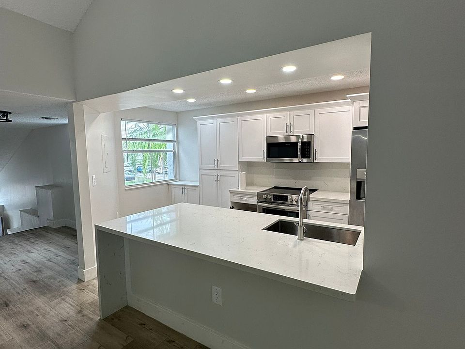 1st image of 4630 NW 97th Pl #263