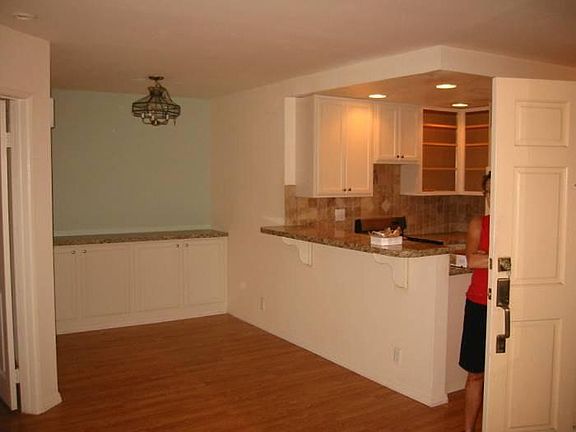 5th image of 2909 Keats St APT 6