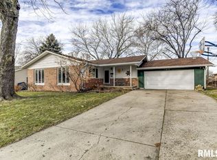 145 Nottingham Rd, Springfield, IL 62704
