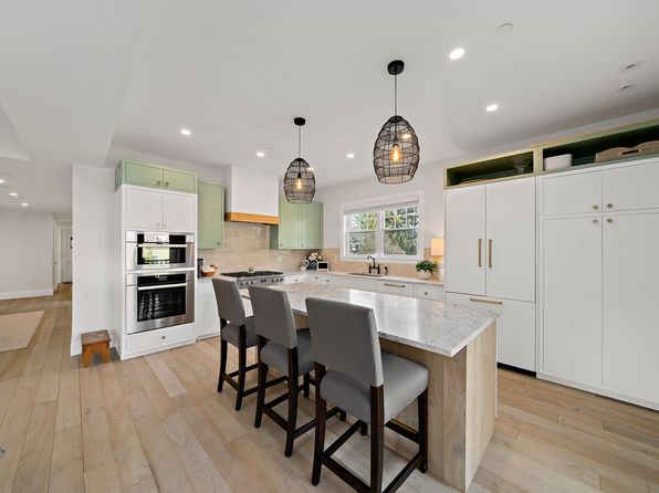 144 Linden St #2