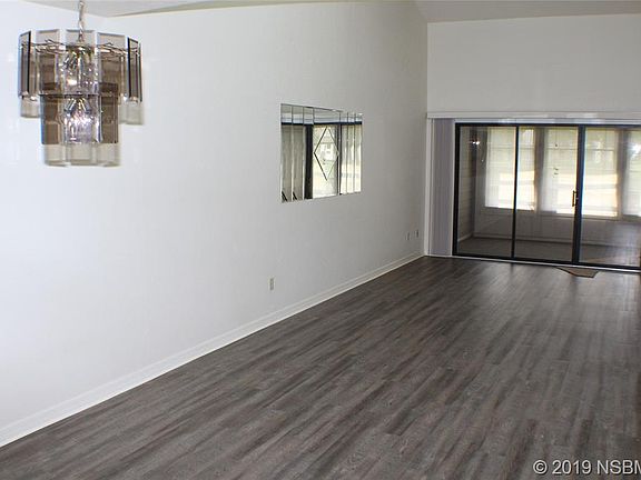 4th image of 2243 Deerwood Dr