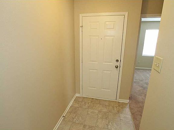 3rd image of 7931 States Bend Ln