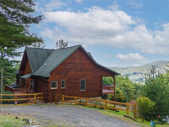 3rd image of 187 alberta Lane