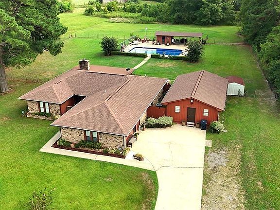 2nd image of 8930 Dyson Rd