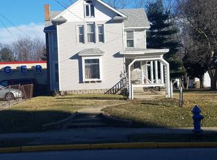 248 N Main St, White Hall, IL 62092