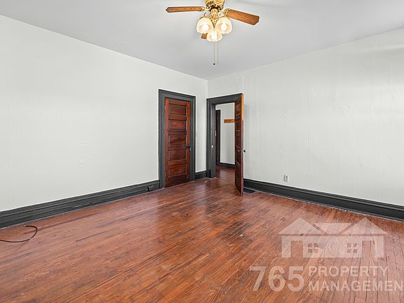 4th image of 1417 Columbia St #3