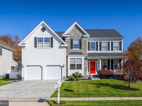 7 Danbury Ln, Sewell, NJ 08080