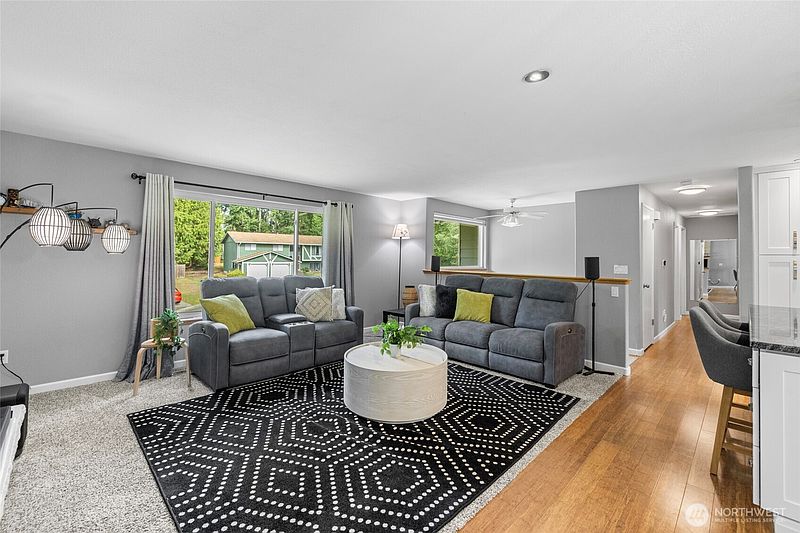 5th image of 15903 SE 178th Court