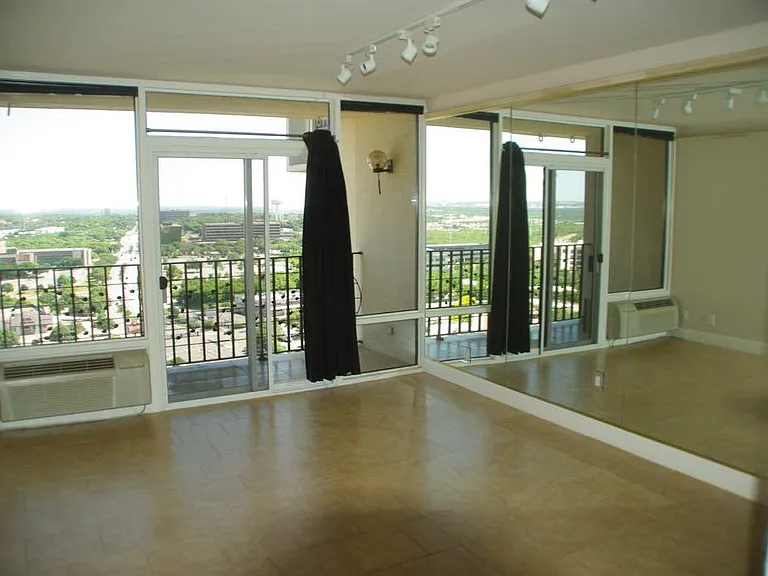 7701 Wurzbach Rd #2203 — Photo 3