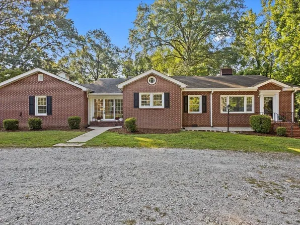 203 Yorkshire Dr, Greenville, SC 29615