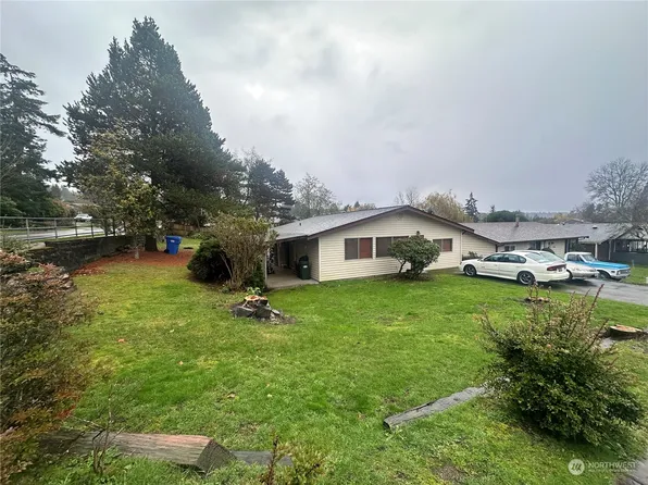 710 Montgomery Street, Steilacoom, WA 98388