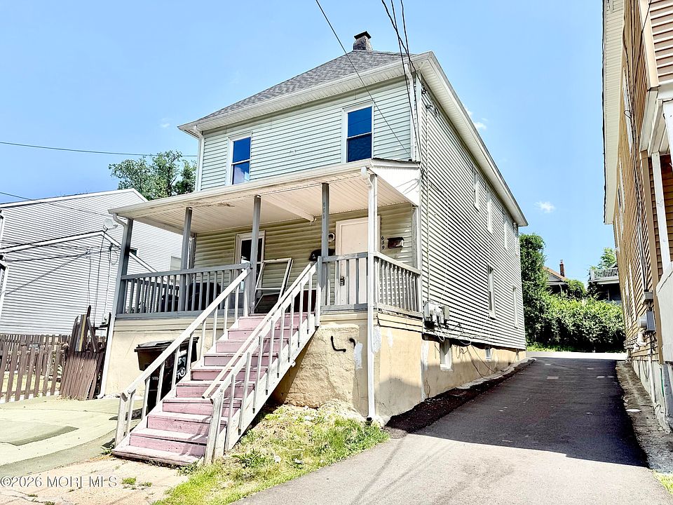 1st image of 659 S 2nd Street