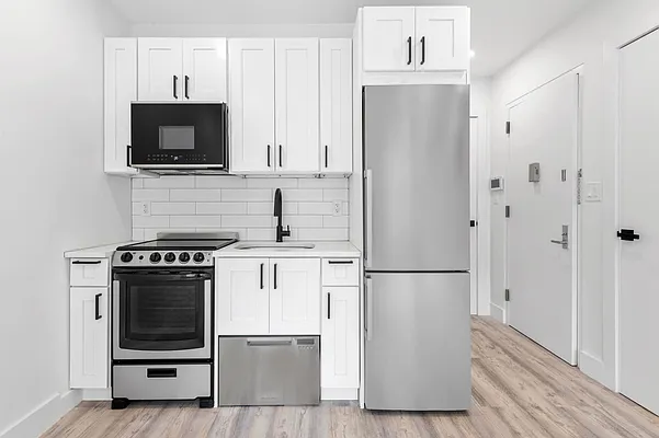 Rented by Compass | media 20