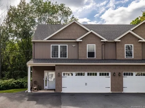 44 Eustis St #A, Watertown, CT 06779