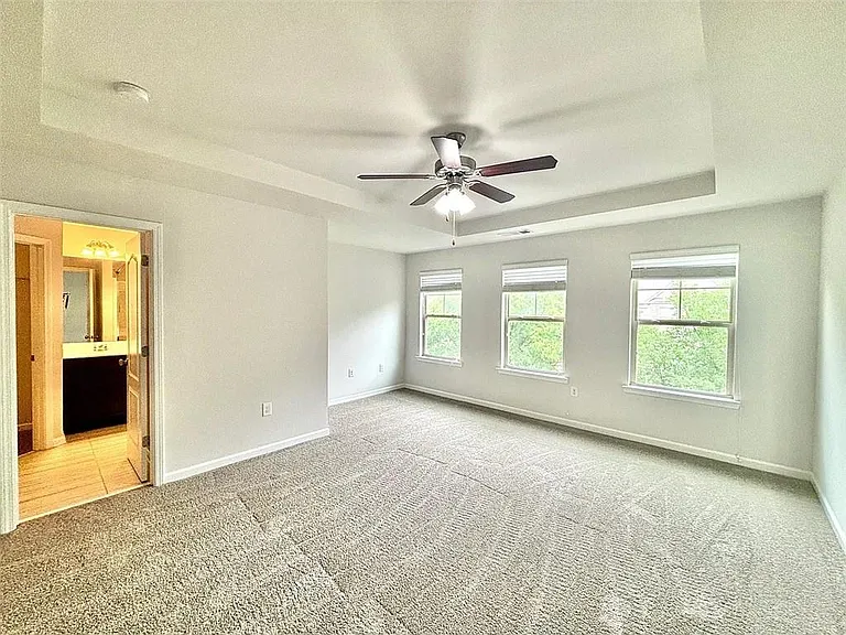 1700 Paxton Dr SW — Photo 14