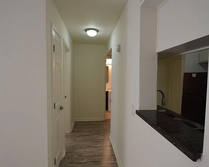11035 Otsego St — Photo 10