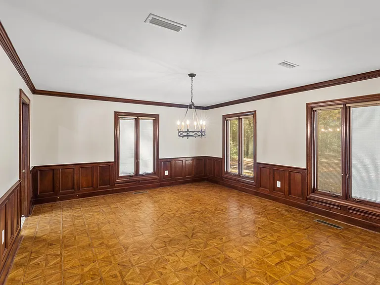 separate dining room