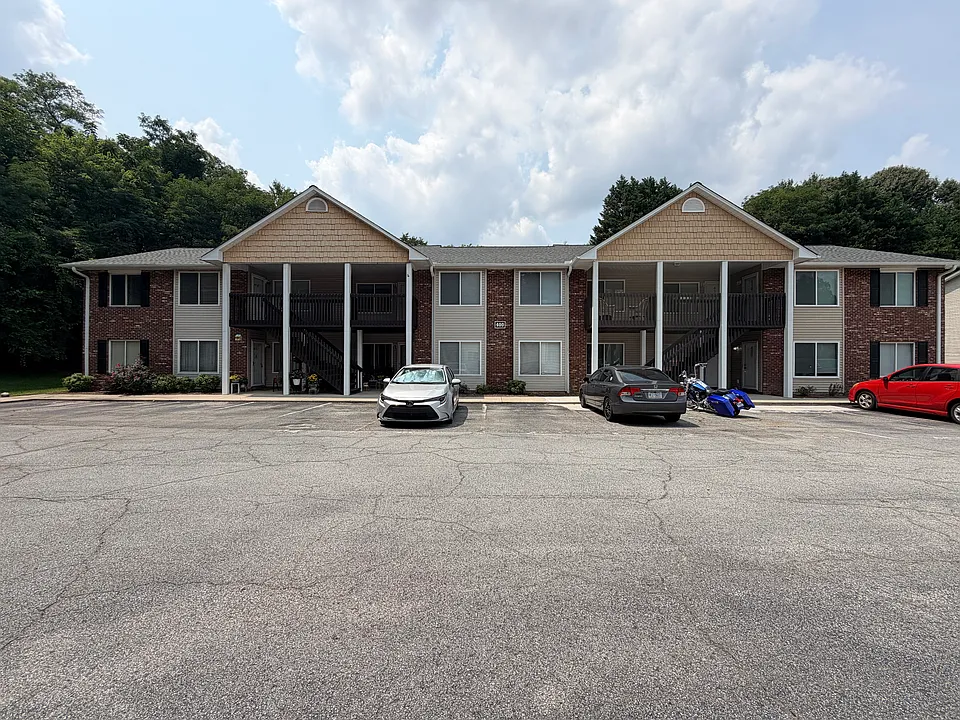 418 Westbrook Ct
