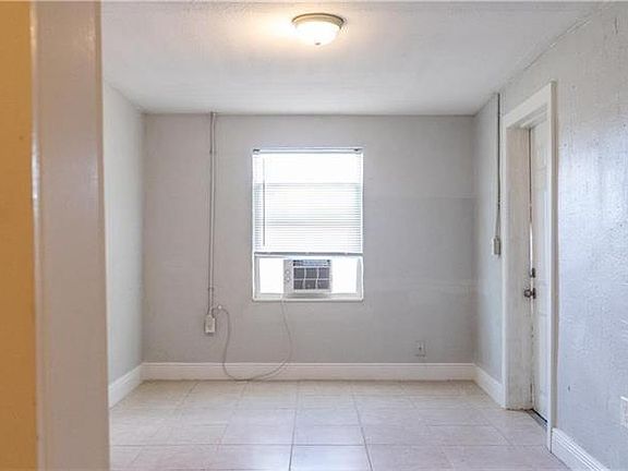 3rd image of 1507 7th St SW #1507