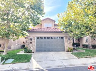 16116 Maricopa Ln, Apple Valley, CA 92307