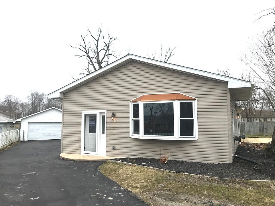 1st image of 7620 W 140th Pl