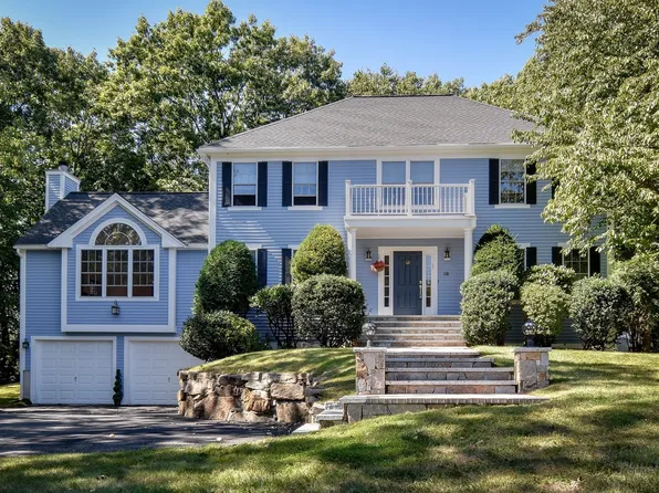 18 Pilgrim Rd, Ashland, MA 01721