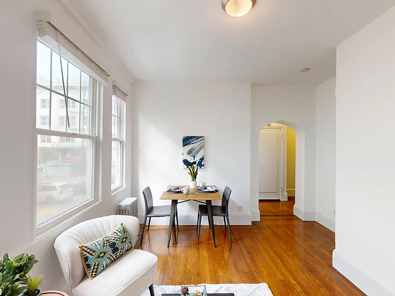 1520 Gough Street — Photo 34