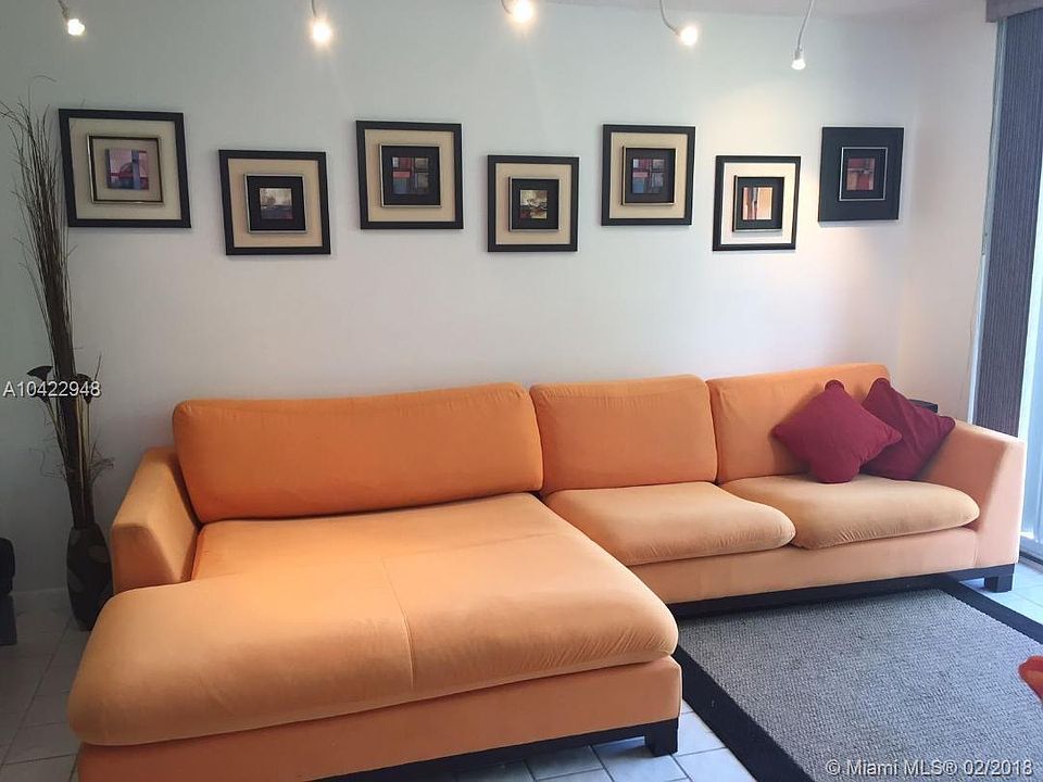 1st image of 3476 N Country Club Dr