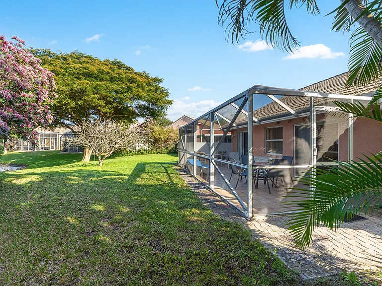5260 Grande Palm Cir — Photo 47