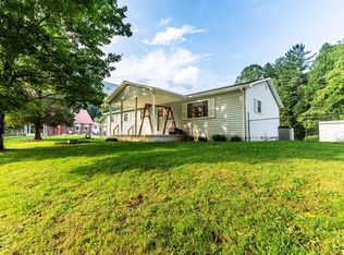 120 Tranquil Ct, Naoma, WV 25140