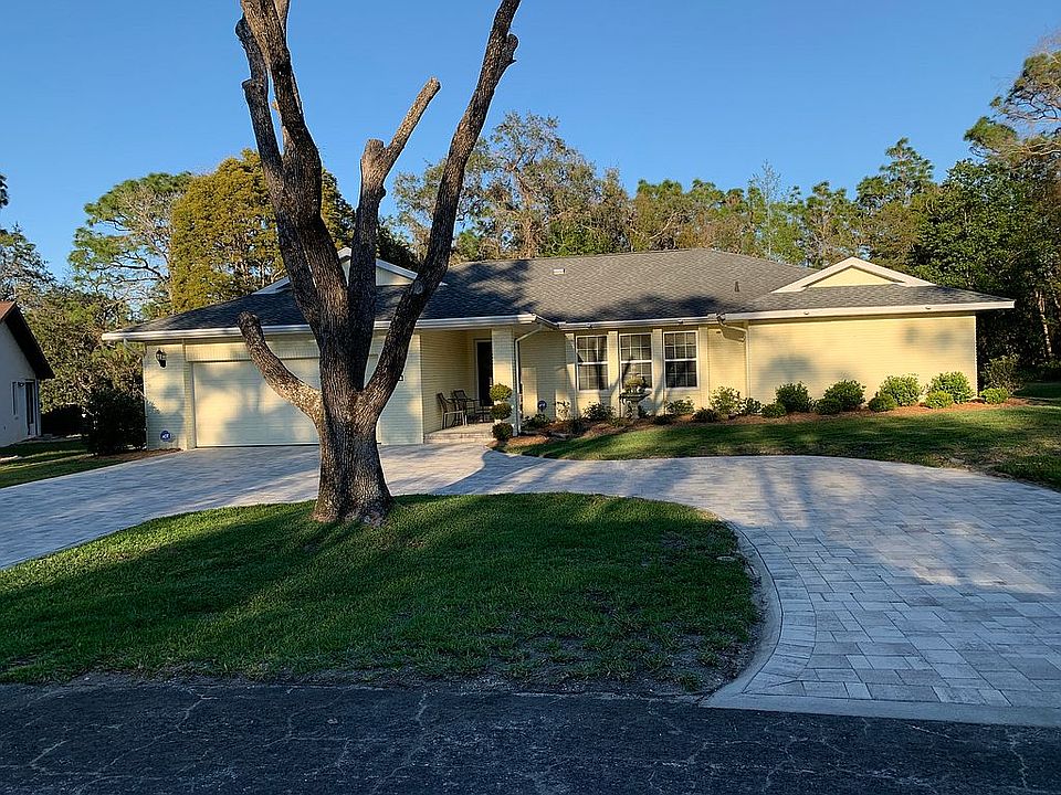 2nd image of 12 Sandpine Ct E